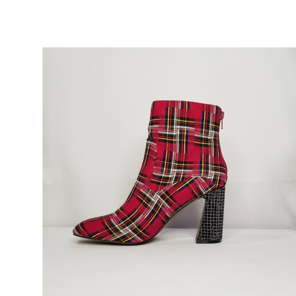Betsey Johnson Women's Rayln Plaid Boots Size 8 Red/Silver/Black NWT - Picture 3 of 9